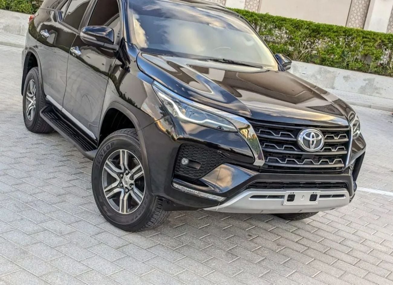 Toyota Fortuner VXR Toyota Fortuner 2022MODEL V6 4.0L petrol Engine Colour Black Transmission Automatic Interior Bro