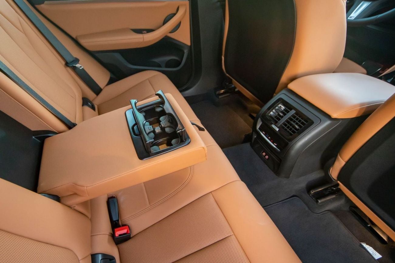 بي أم دبليو X4 xDrive 30i M Sport 2.0L