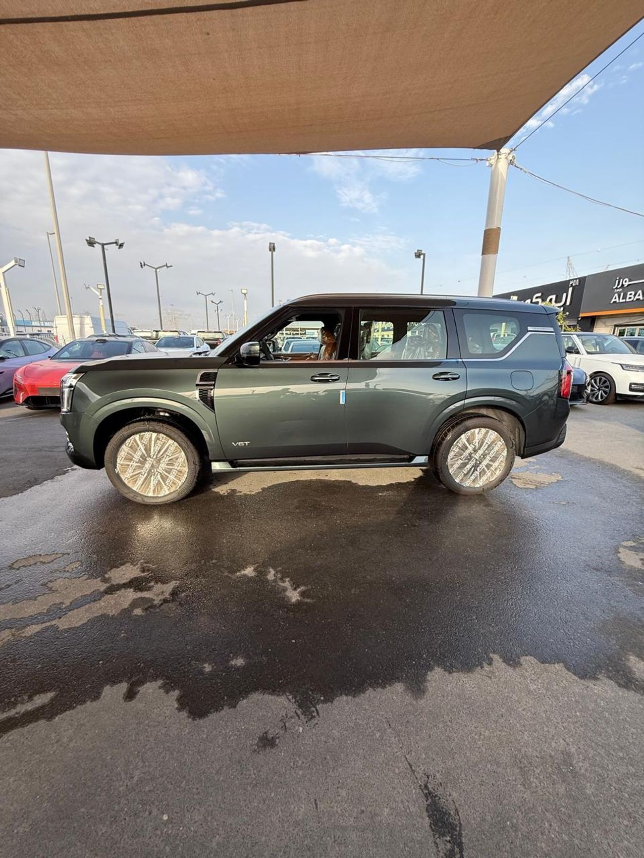 نيسان باترول LE PLATINUM CITY Nissan Patrol LE Platinum City (Export Only)