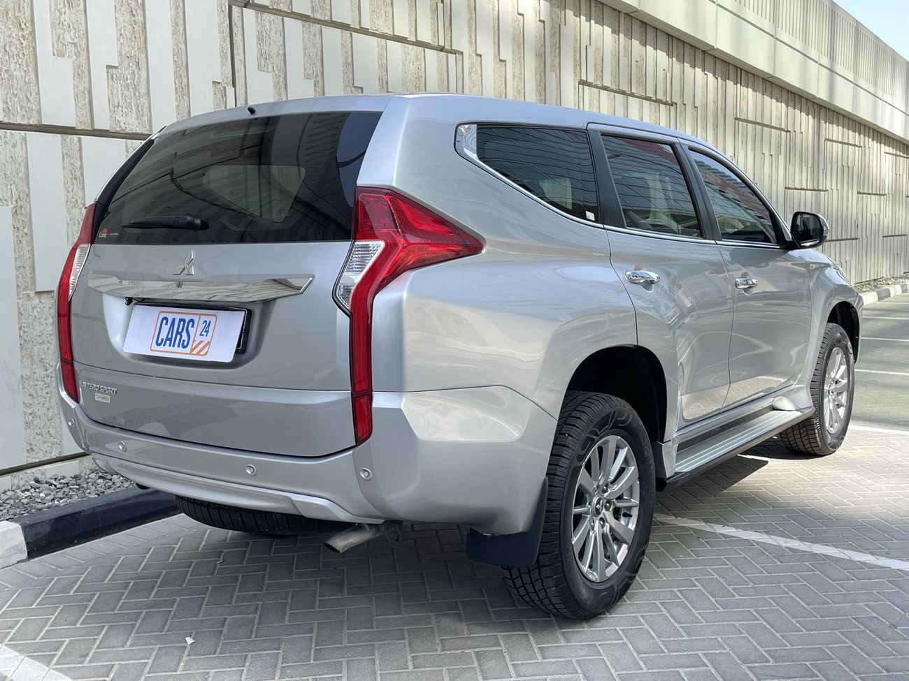 Mitsubishi Montero 3.5 3.5 | Under Warranty | Free Insurance | Inspected on 150+ parameters