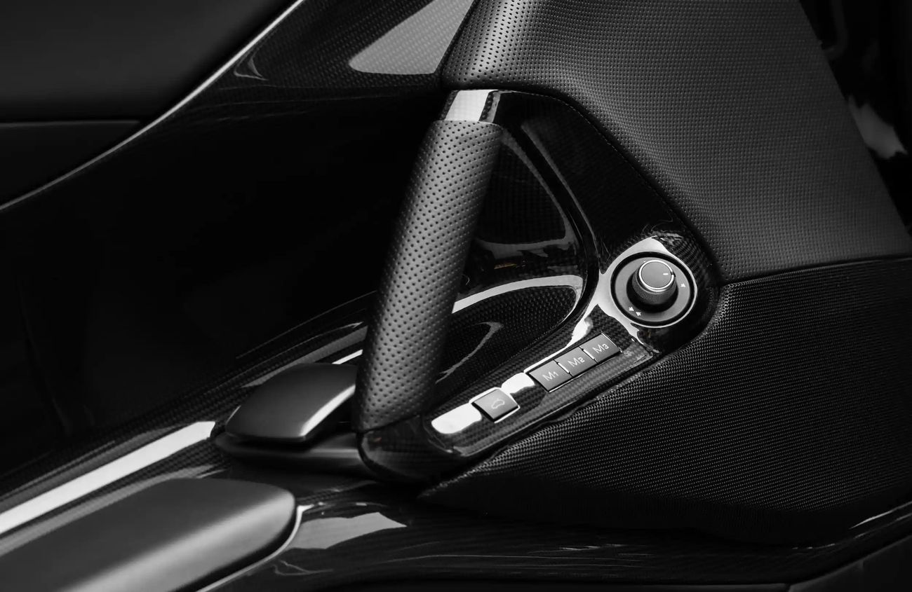 فيراري 812 GTS 6.5L V12 Naturally Aspirated Engine | Warranty