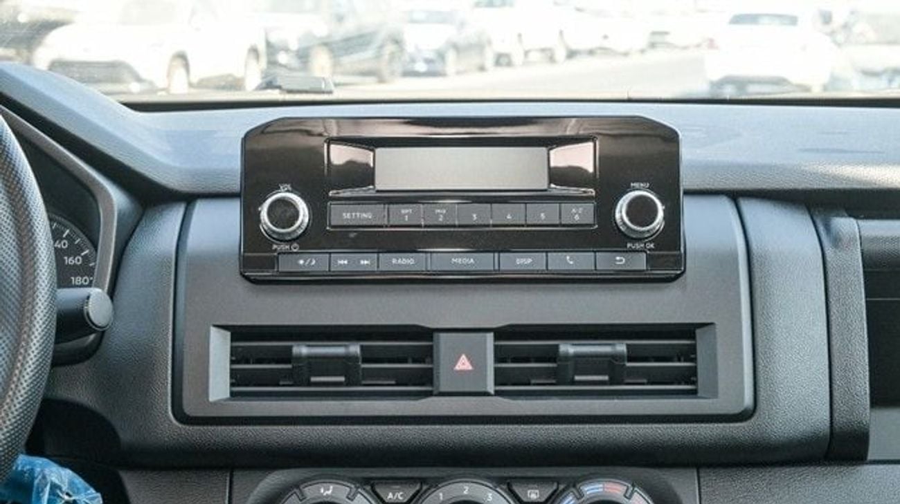 Mitsubishi L200 Mitsubishi L200 GLX DC 2.4L Diesel