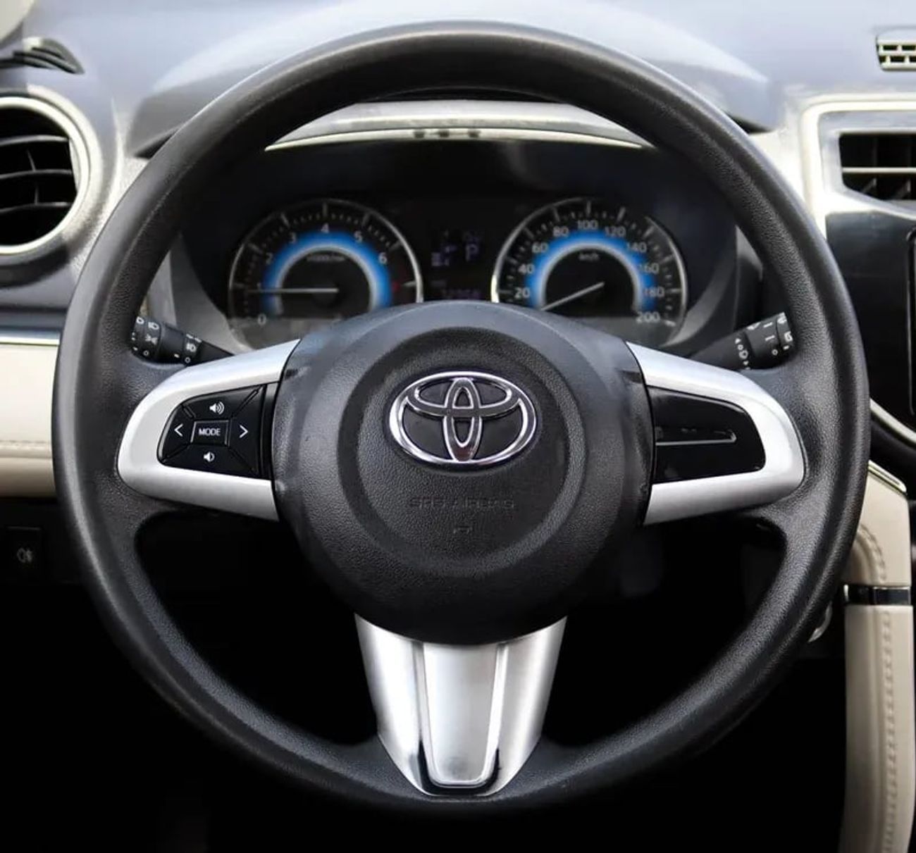 Toyota Rush GL 1.5L Toyota Rush, a GCC 2022 car in excellent condition, no accidents, in dealership condition, m