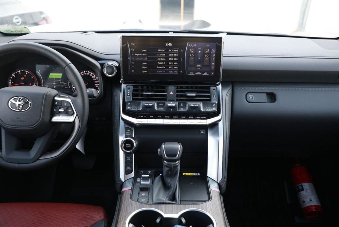 تويوتا لاند كروزر LC300 3.3 TWIN TURBO DIESEL VXR WITH RADAR 2024 MODEL