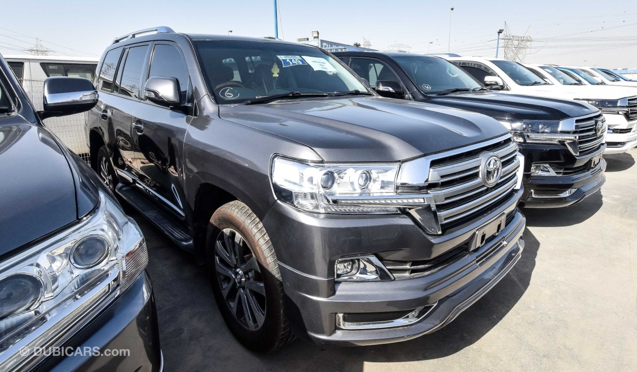 Toyota Land Cruiser GXL 4.5 V8 DIESEL facelifted to 2018 design  ( RIGHT HAND DRIVE ) ( EXPORT ONLY) AS NEW