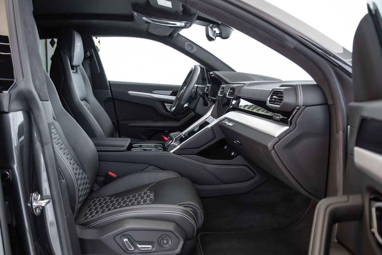 Lamborghini Urus Std