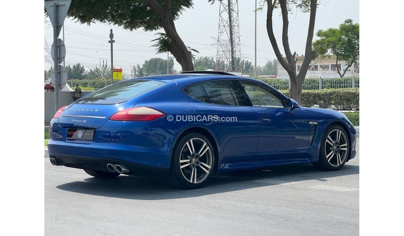 Porsche Panamera PORSCHE PANAMERA 4S 2012 GCC CARBON FIBER LOW MILEAGE WITH ONE YEAR WARRANTY