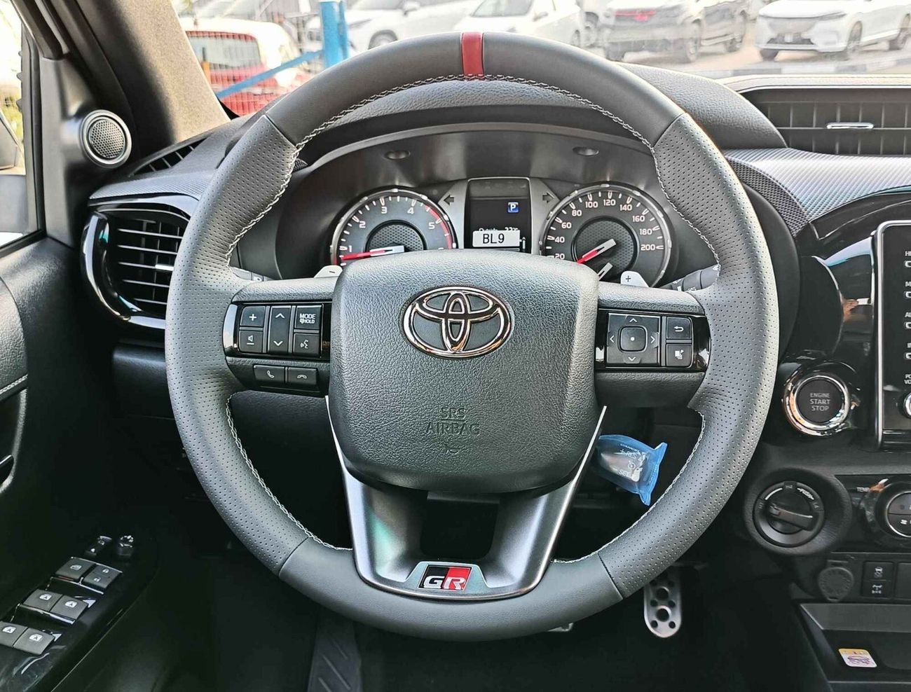 Toyota Hilux GR Sport / 2.8L DIESEL / A/T / Roll Bar / Back Side Step  (CODE #  HDGR28AF)