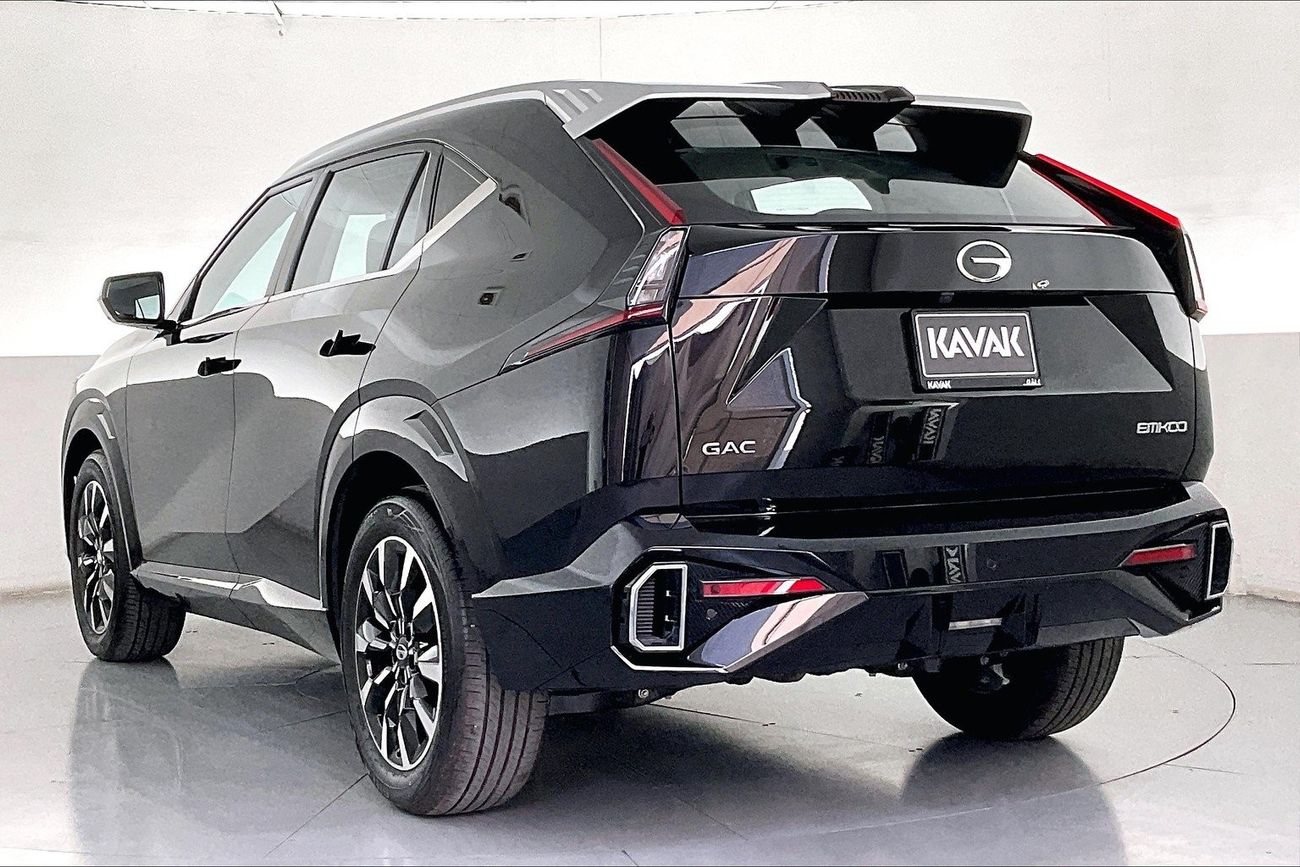 Volvo XC60 T5 R Design | 1 year free warranty | 0 Down Payment