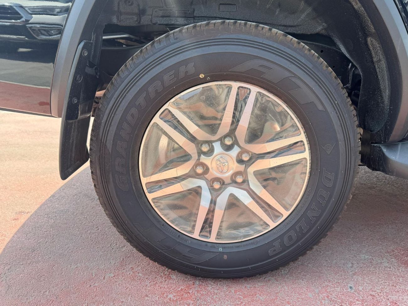 Toyota Fortuner TOYOTA FORTUNER 2.7L 2026