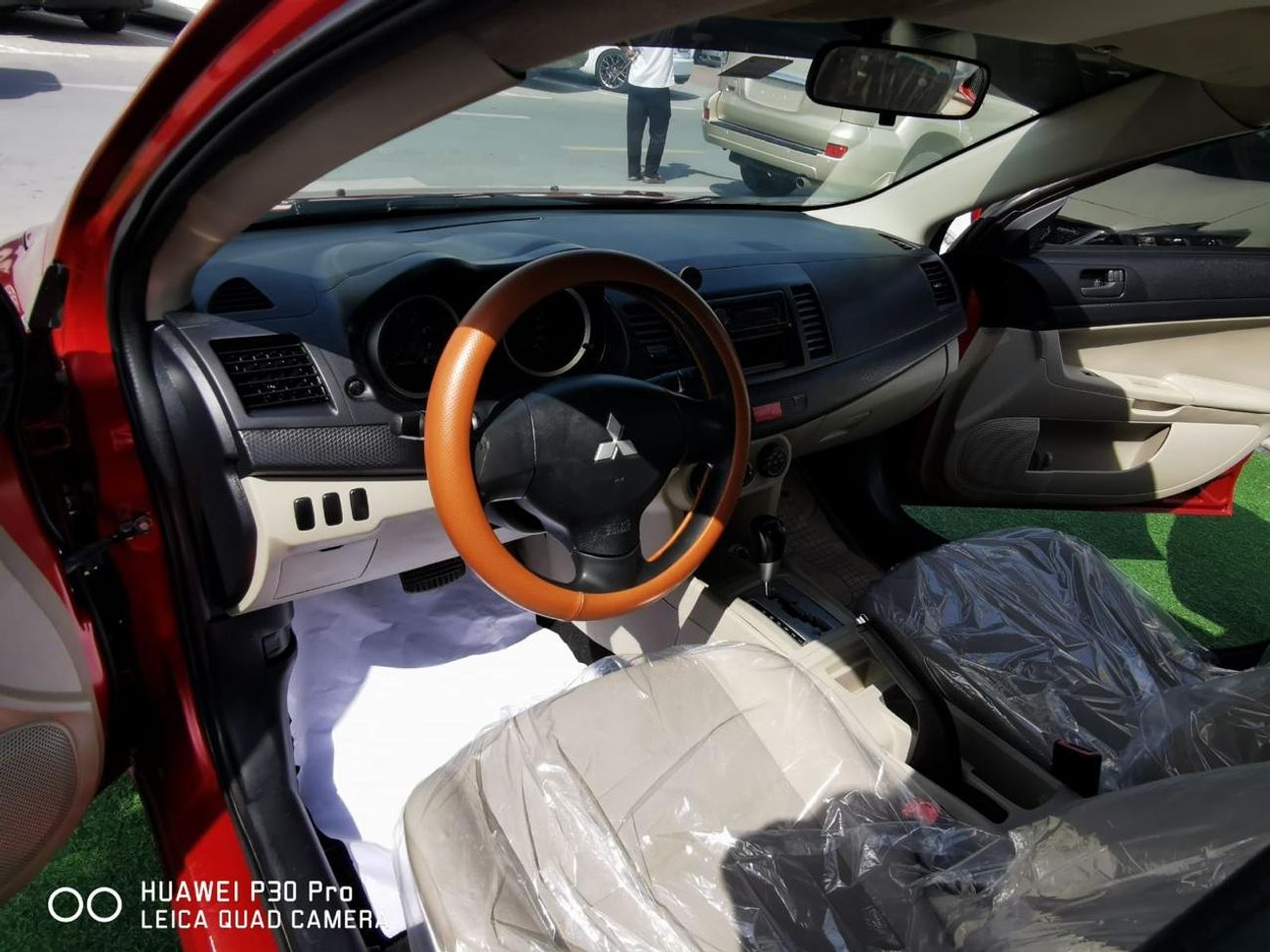 Mitsubishi Lancer ES (NON GCC) 1.6L engine. Exterior paintwork