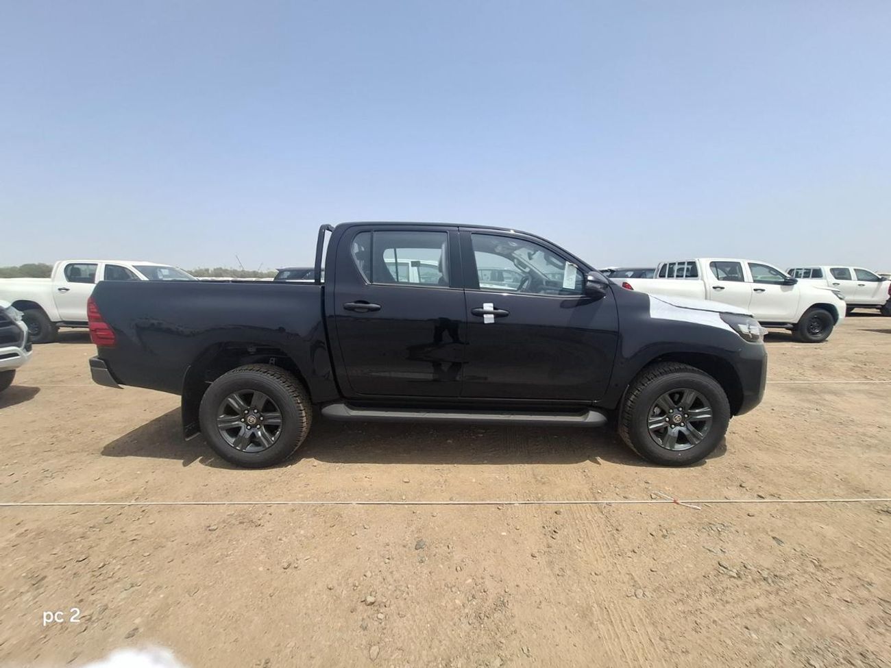 تويوتا هيلوكس Petrol 2.7L Automatic 4WD Double Cab Wide Body * SPECIAL OFFER*