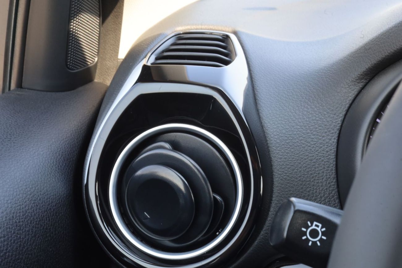 Kia KX1 KIA KX1 DUAL TONE 1.4L V4 PETROL CVT WITH SUNROOF.