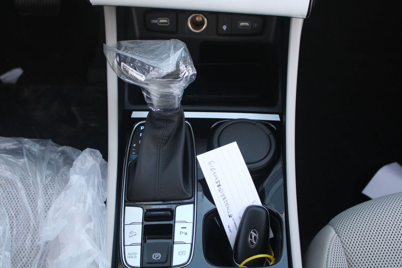 هيونداي توسون HYUNDAI TUCSON 2.0L PETROL SR NVS PLUS AUTO