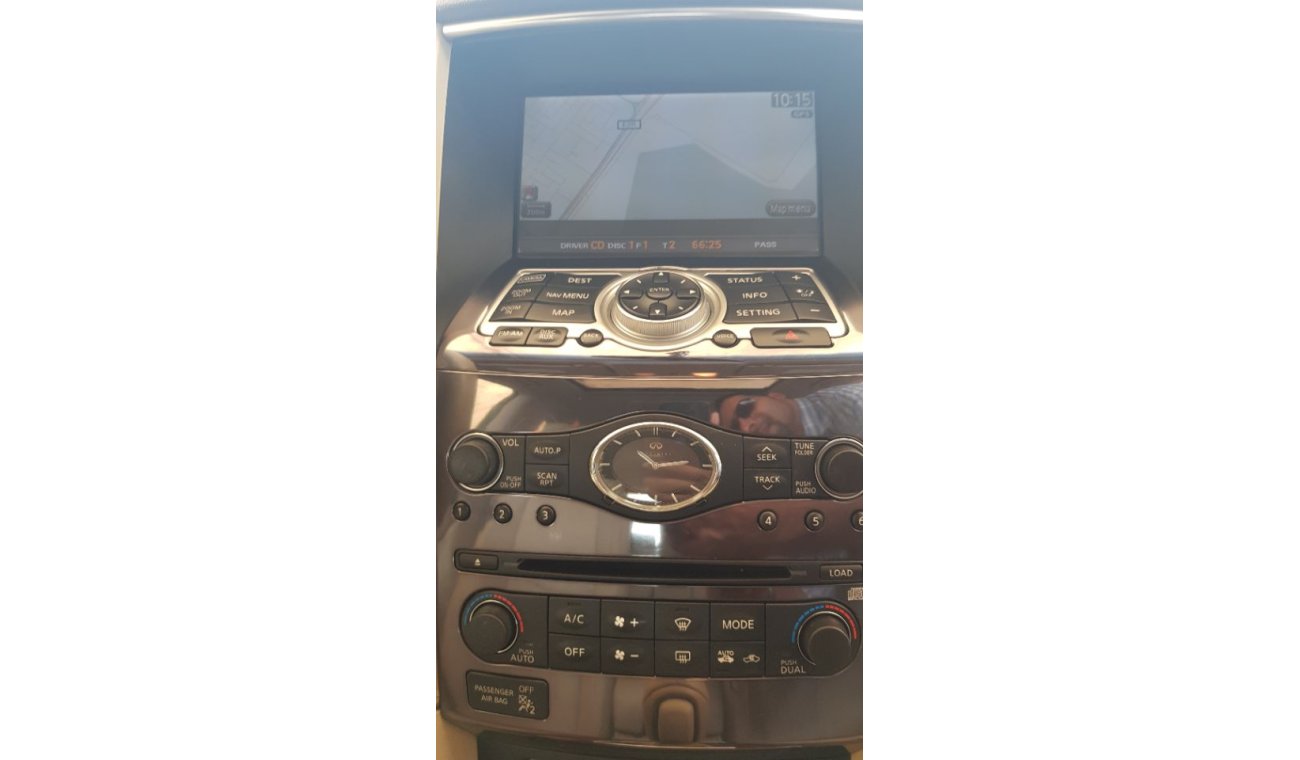 Infiniti FX50 2009 model Gulf specs Full options