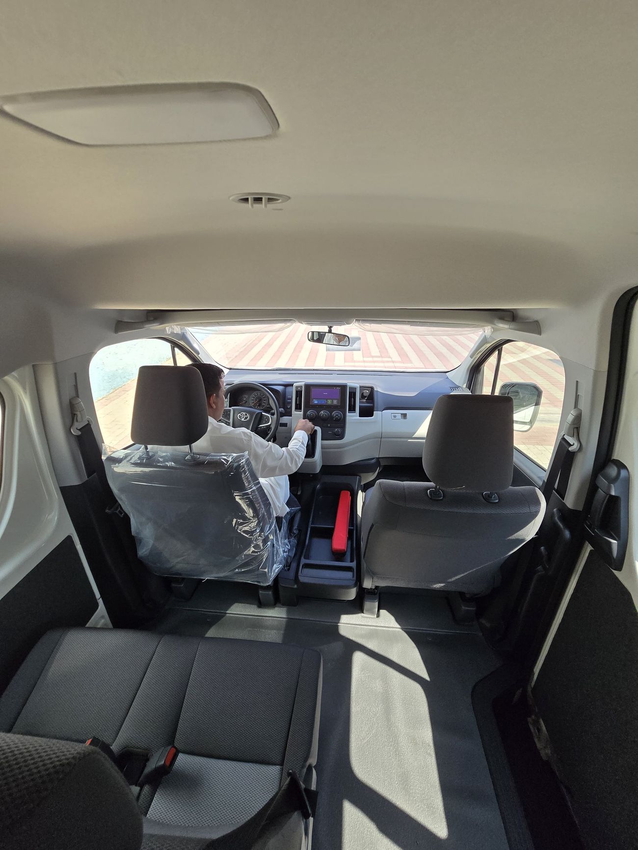 تويوتا هاياس GL -High Roof Commuter 3.5L M/T