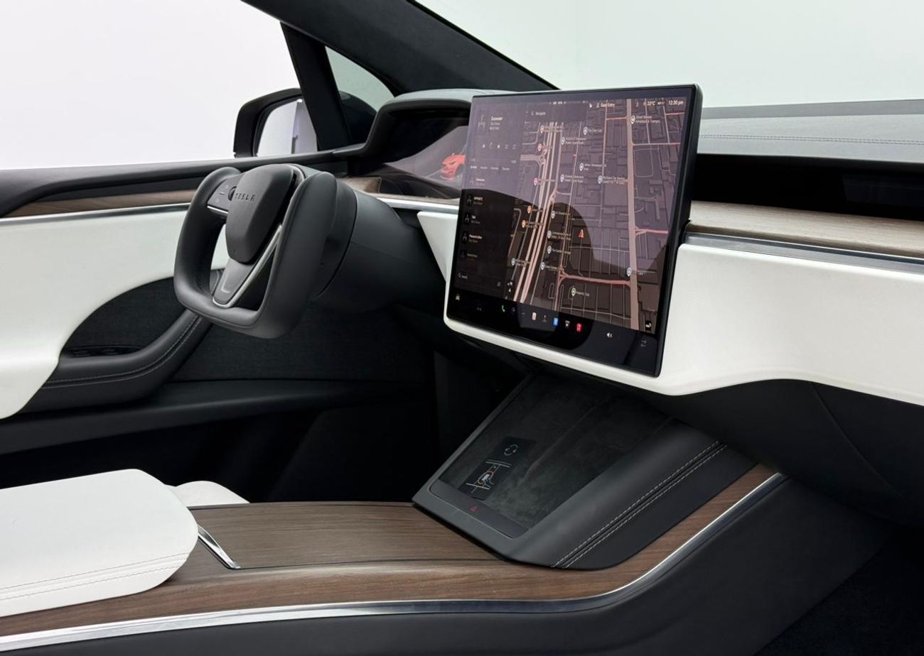 Tesla Model X Plaid (AWD) 2023 Tesla Model X Plaid, 2027 Tesla Warranty, Full Tesla Service History, Low Km, Fully