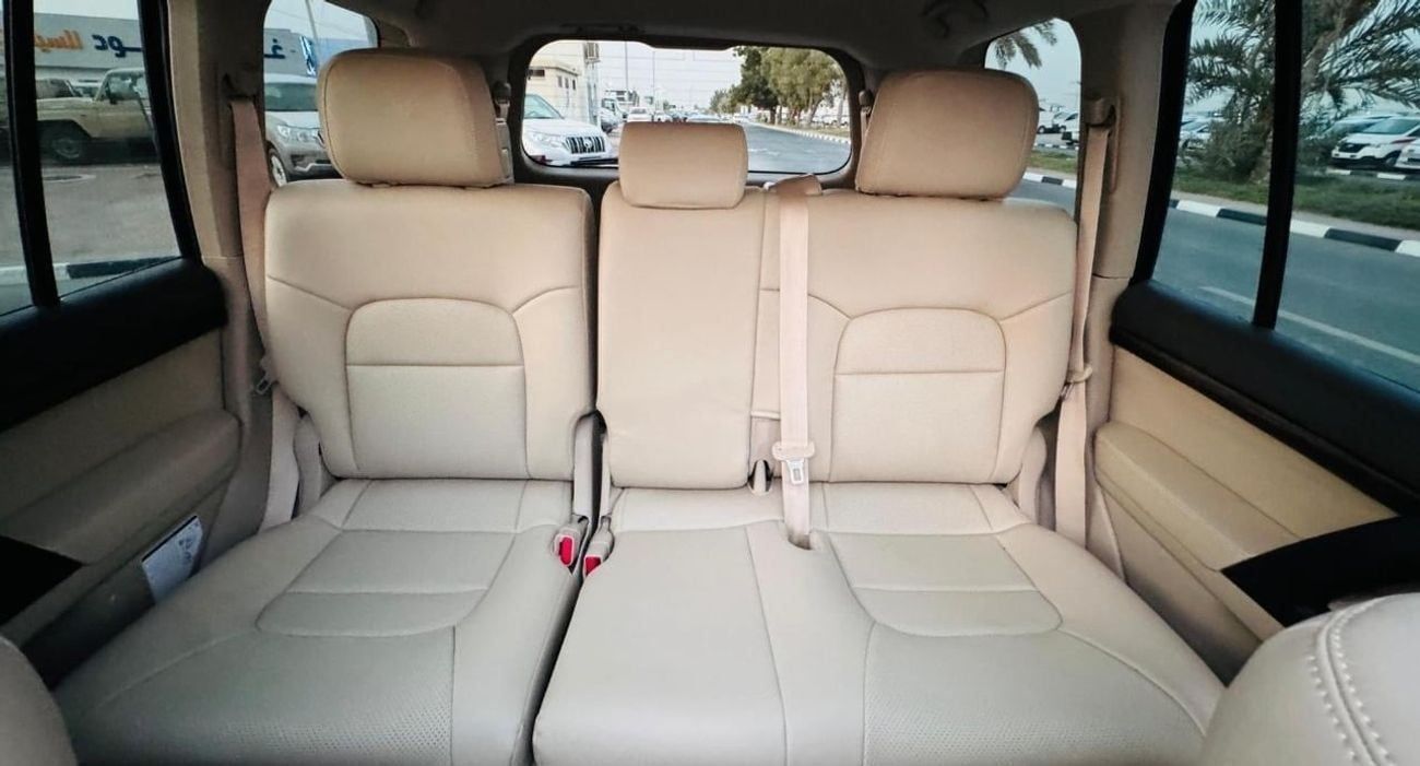 Toyota Land Cruiser Toyota Land Cruiser 2019 grey color full options