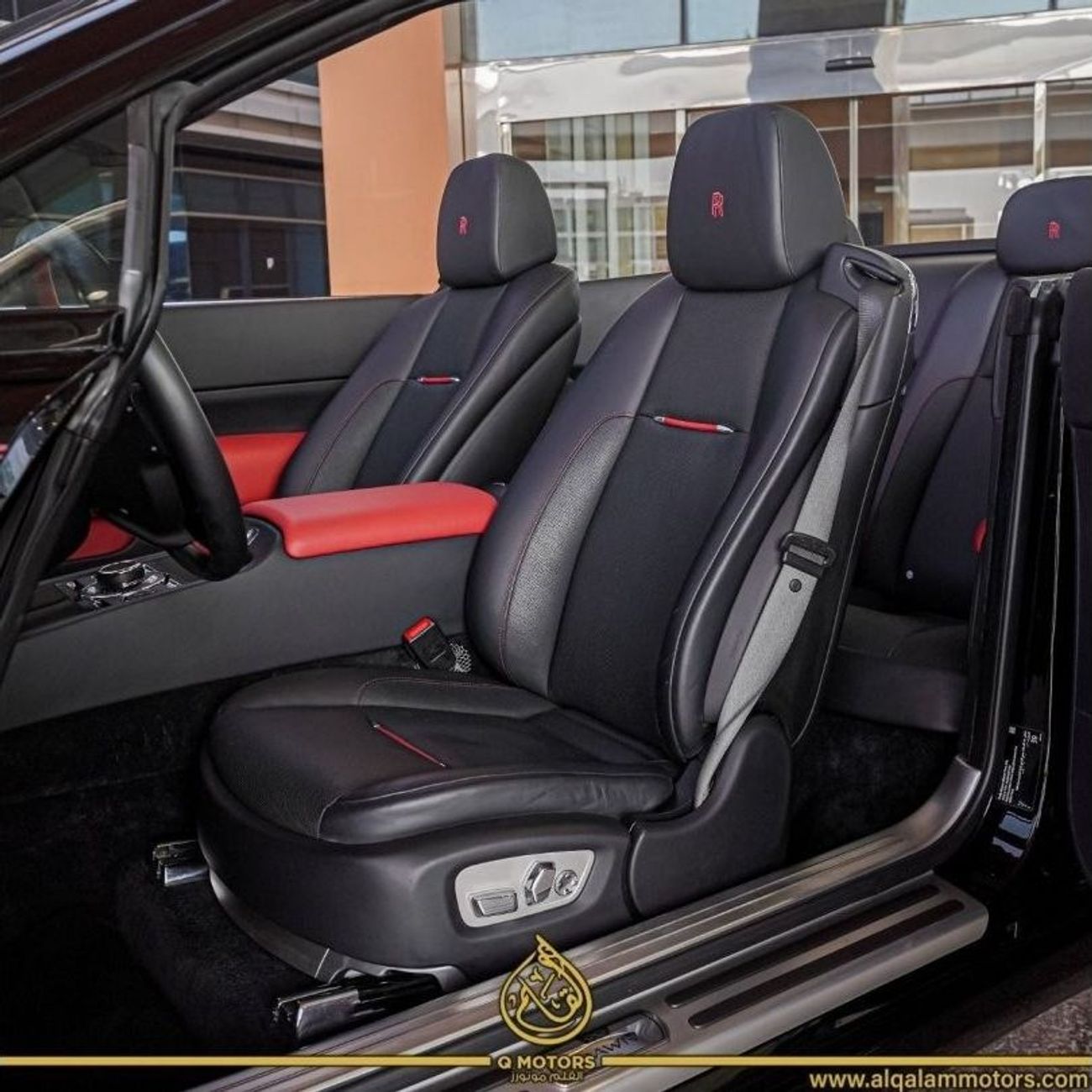 Rolls-Royce Dawn Black Badge