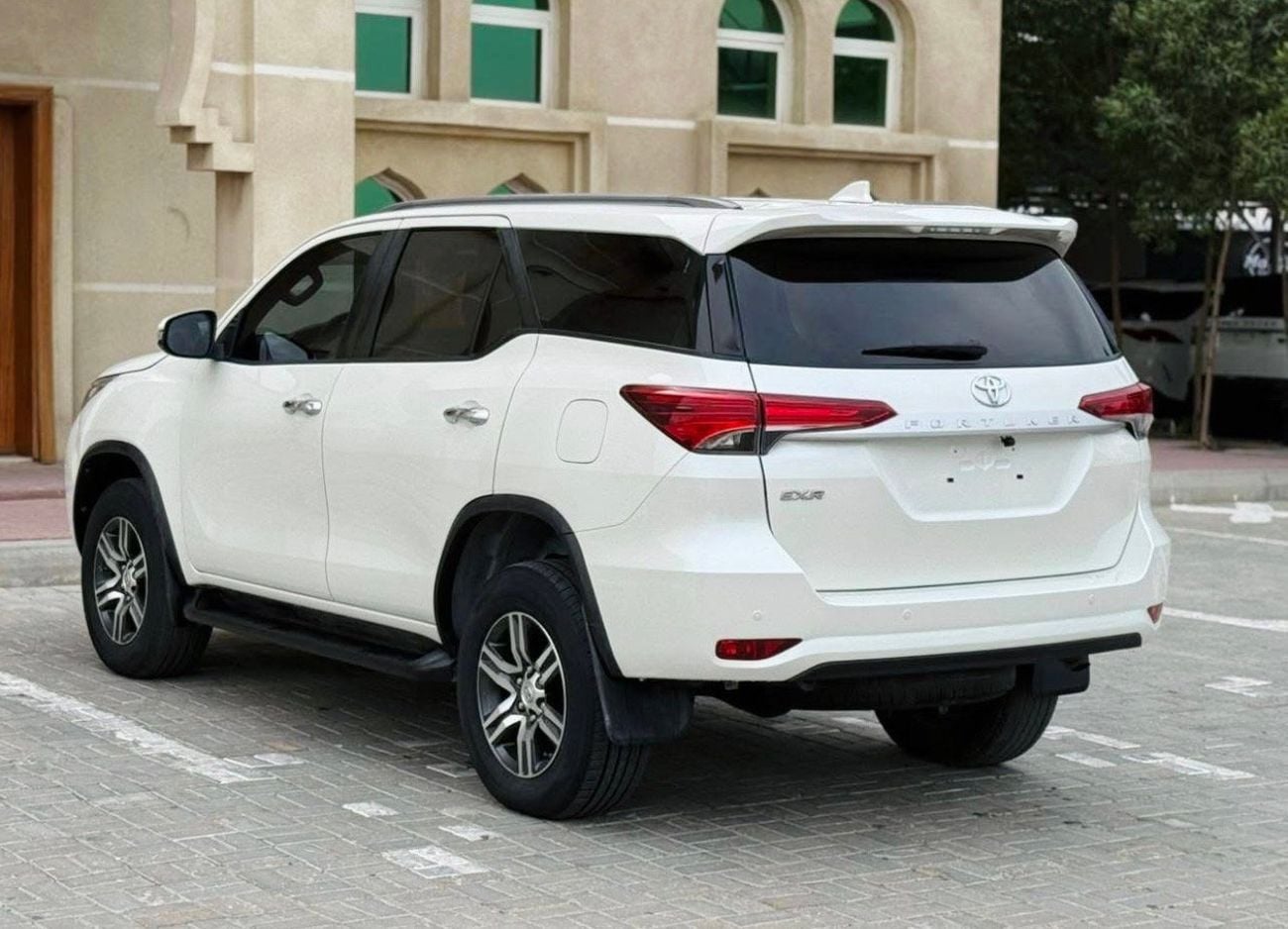 Toyota Fortuner 2022 Model V4 2.7L Engine Full Option Very Clean And Perfect Condition