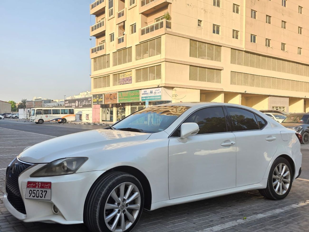 Lexus IS350