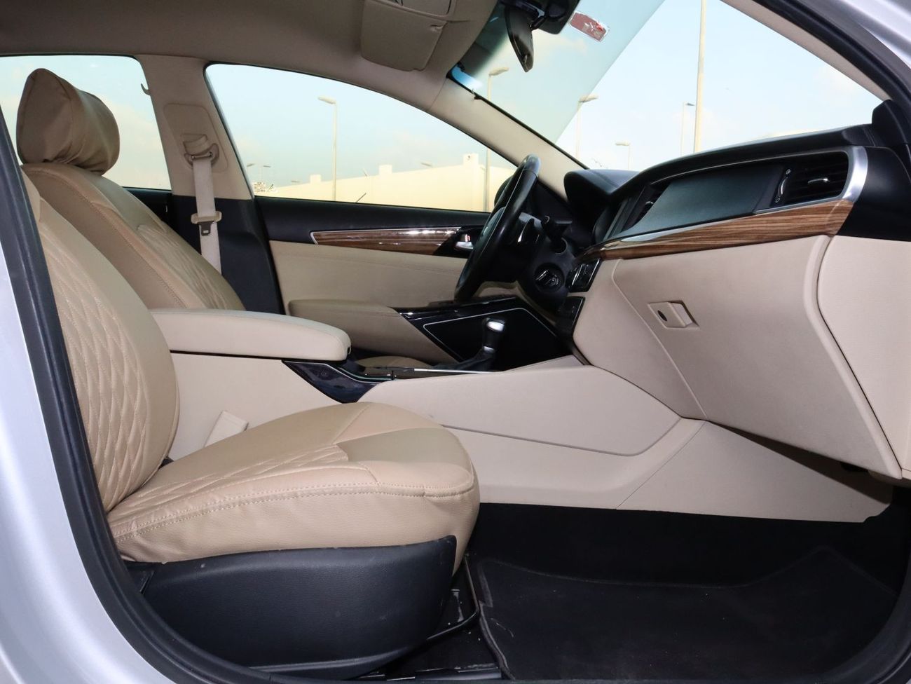 كيا كادنزا 2020 كيا كادينزا LX (YG)، سيدان ذات 4 أبواب، 3.3 لتر 6 سلندر، بنزين، أوتوماتيكية، دفع أمامي