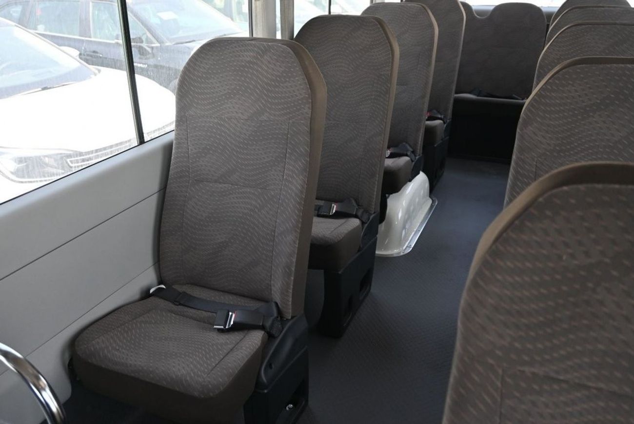 Toyota Coaster Toyota Coaster 4.2L Diesel, BUS, RWD, 2Doors Features: 23Seats, Manual Transmission, Auto Door Color