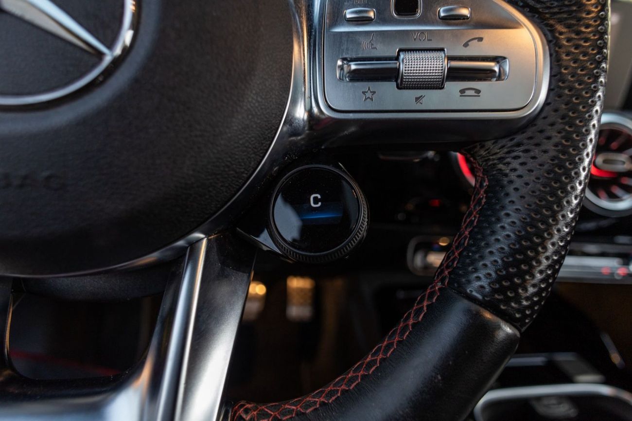Mercedes-Benz AMG 4MATIC Hatchback, миниатюра 22
