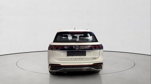 فولكس واجن تيجوان 2.0 TSI 4WD DSG R-LINE | شامل الضمان | 0 ﺪﻔﻋﺓ ﺃﻮﻟﻯ