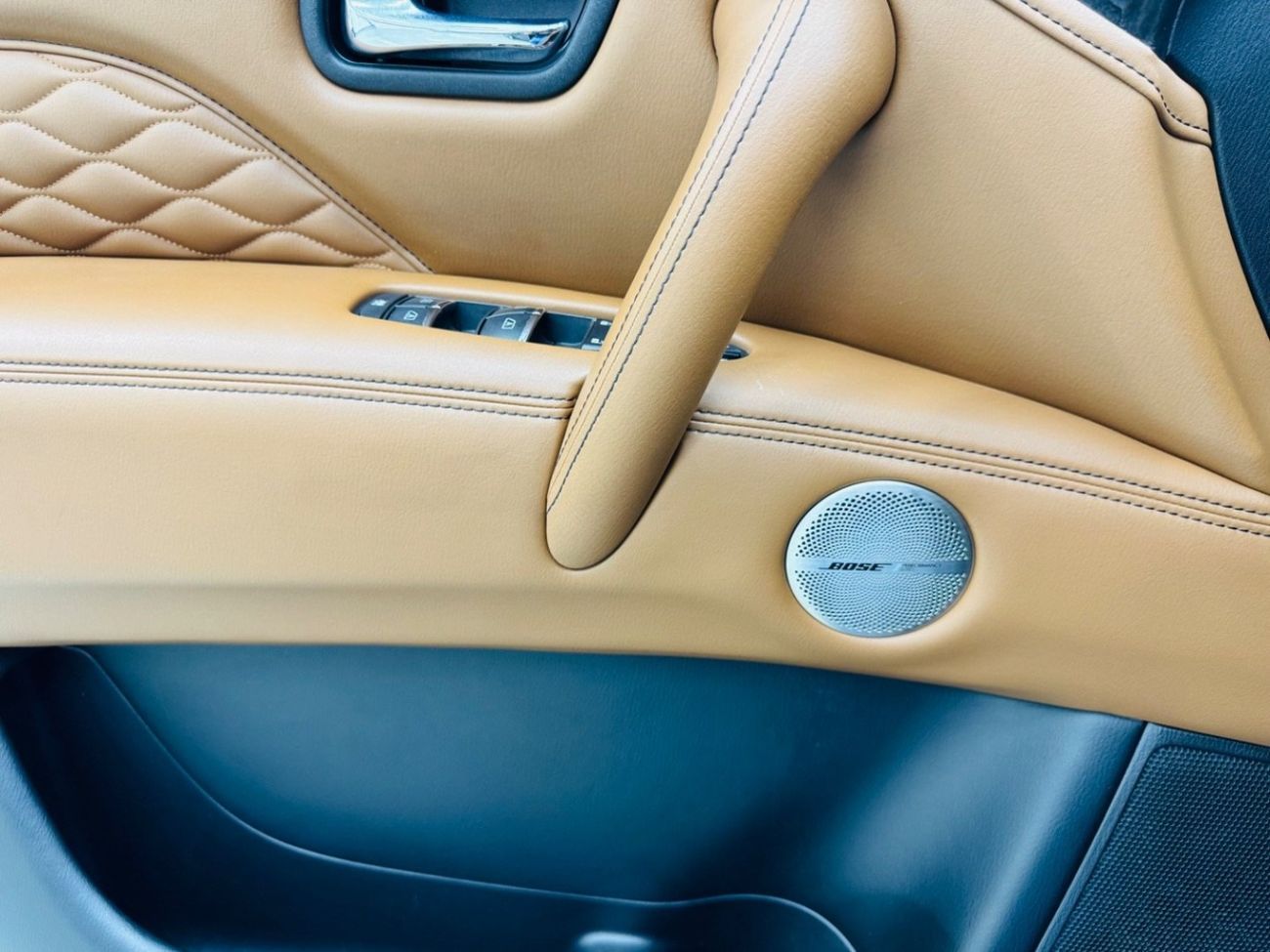 إنفينيتي QX80 Luxury 5.6L