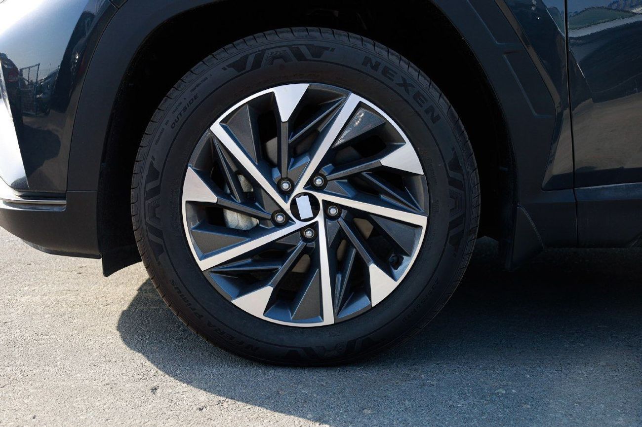Hyundai Tucson Hyundai Tucson 1.6L Petrol Mid option 2022