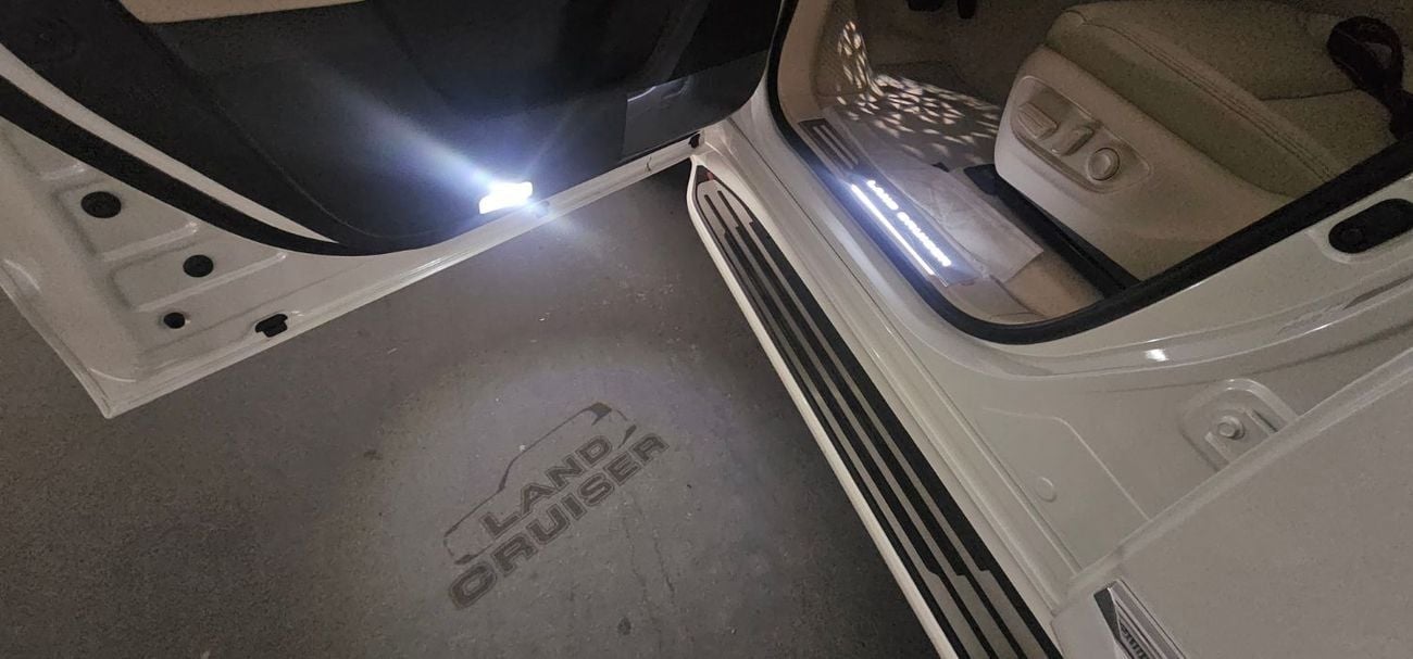 Toyota Land Cruiser 2025 MODEL TOYOTA LAND CRUISER VXR+ V6 4.0L 4WD 7-SEATER AUTOMATIC TRANSMISSION.