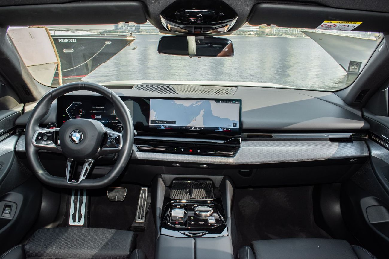 بي أم دبليو 520i M KIT