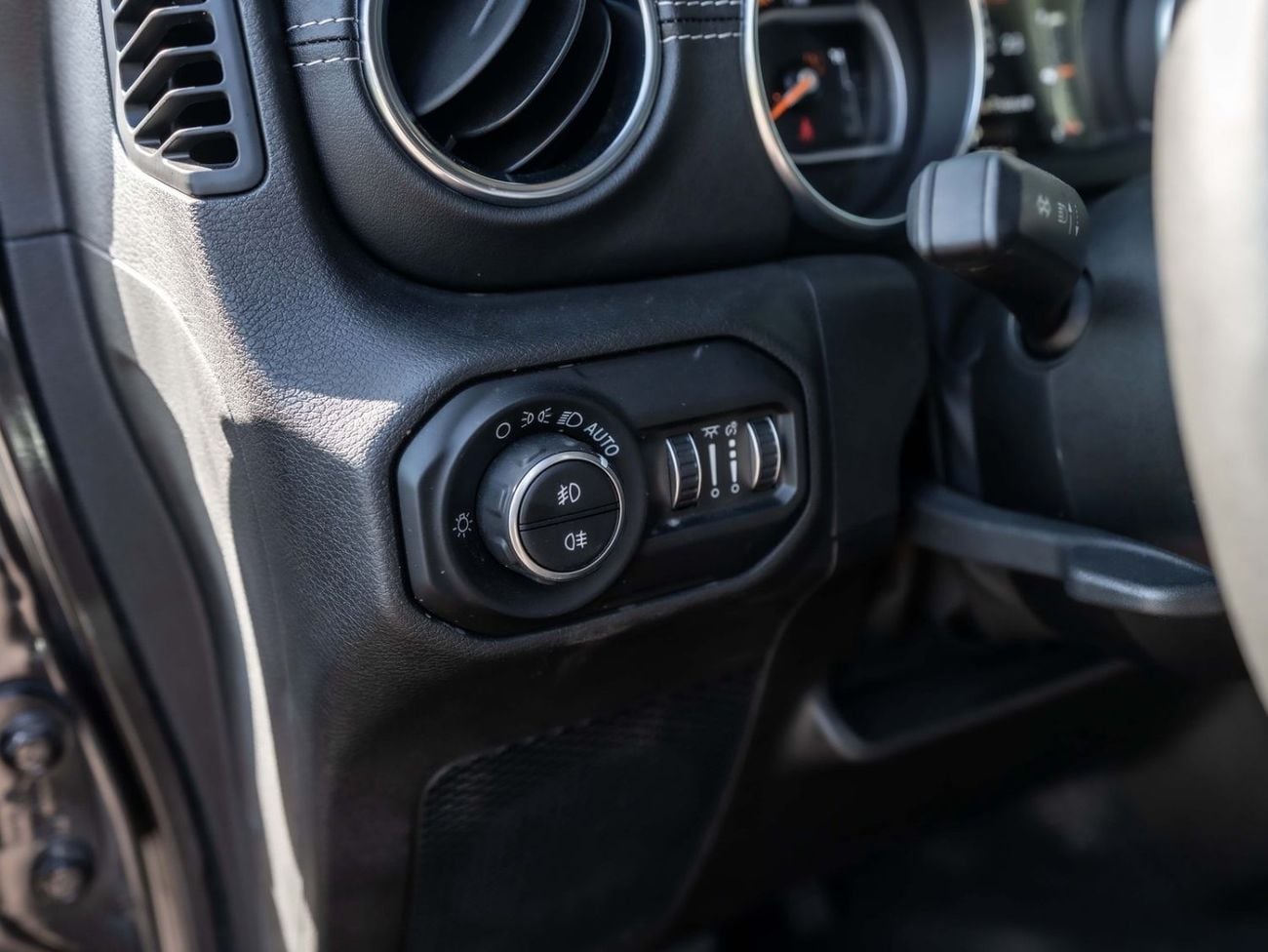 جيب رانجلر SAHARA Jeep Wrangler 2020