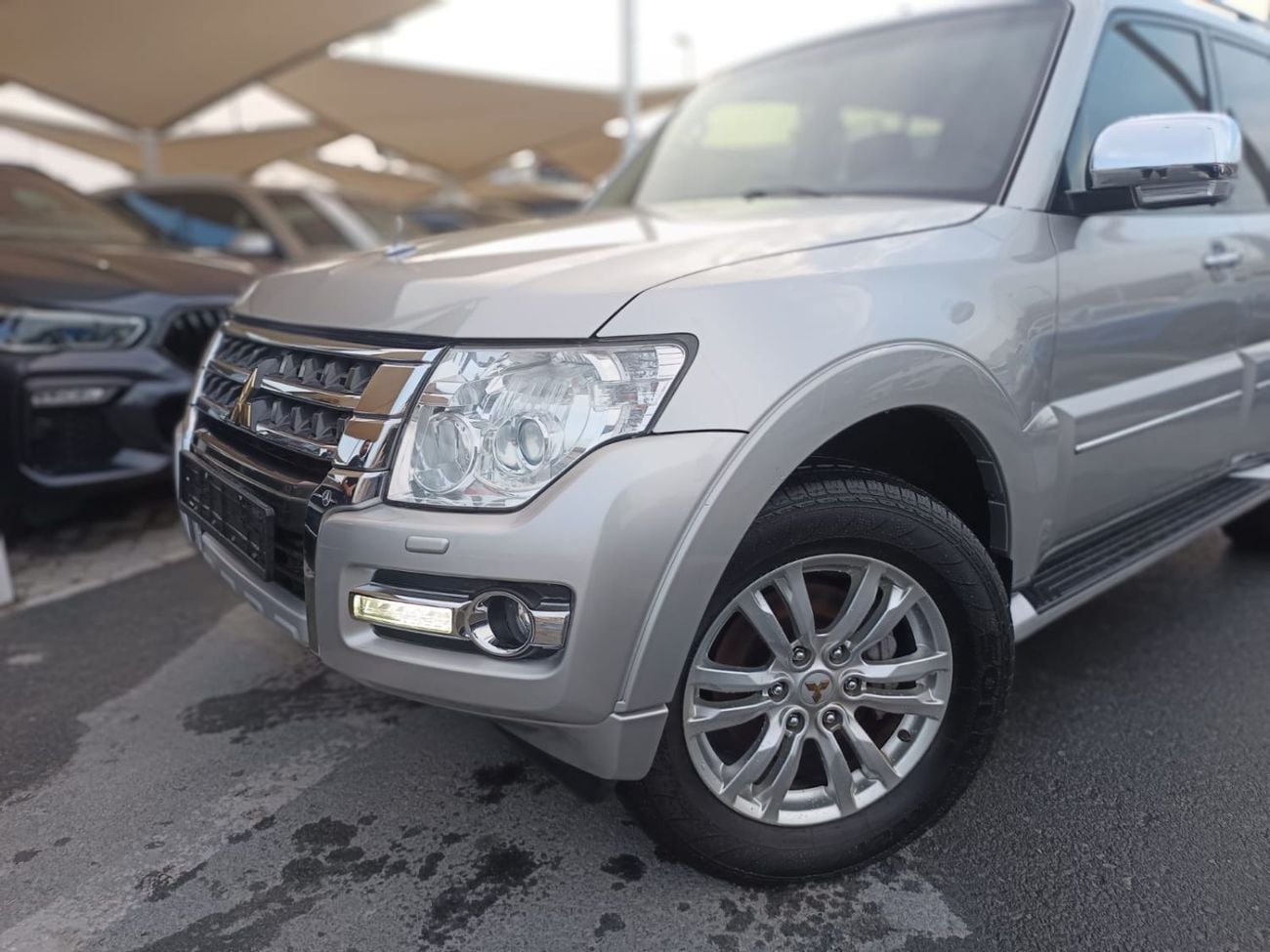 ميتسوبيشي باجيرو GLS Highline 3.8L full option