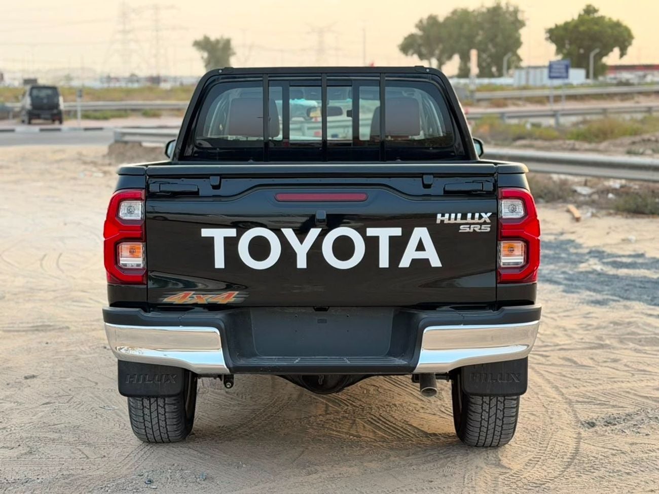 تويوتا هيلوكس GLX FULL PUSH START 2026