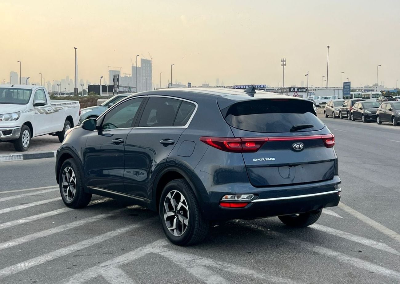 Kia Sportage 2020 Kia Sportage LX Mid - option - 2.4L V4 - AWD 4x4 - Rear Camera - Leather Seat - 2 keys