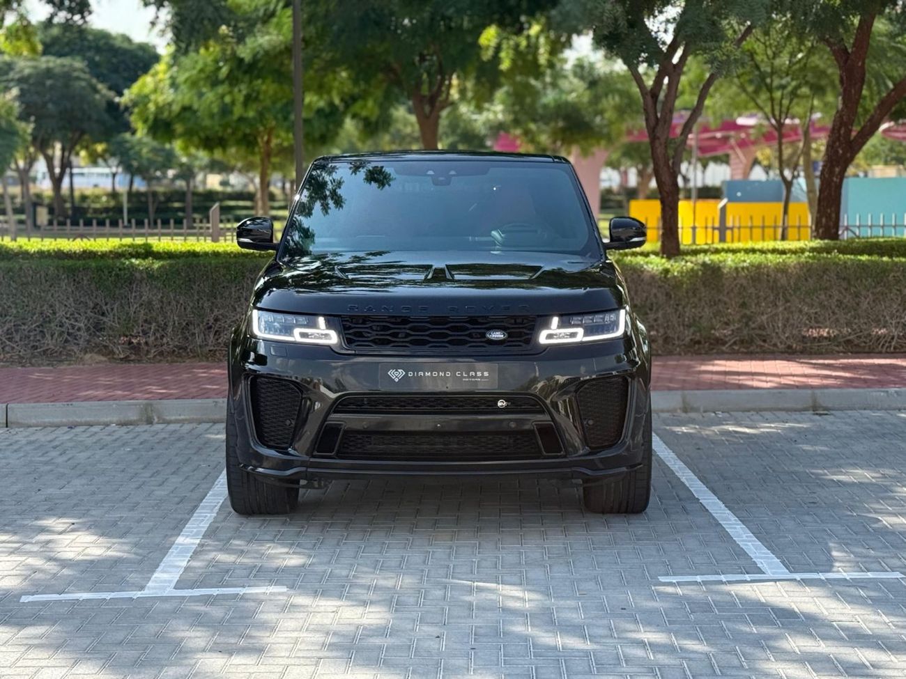 Land Rover Range Rover Sport SVR Carbon Edition 5.0L