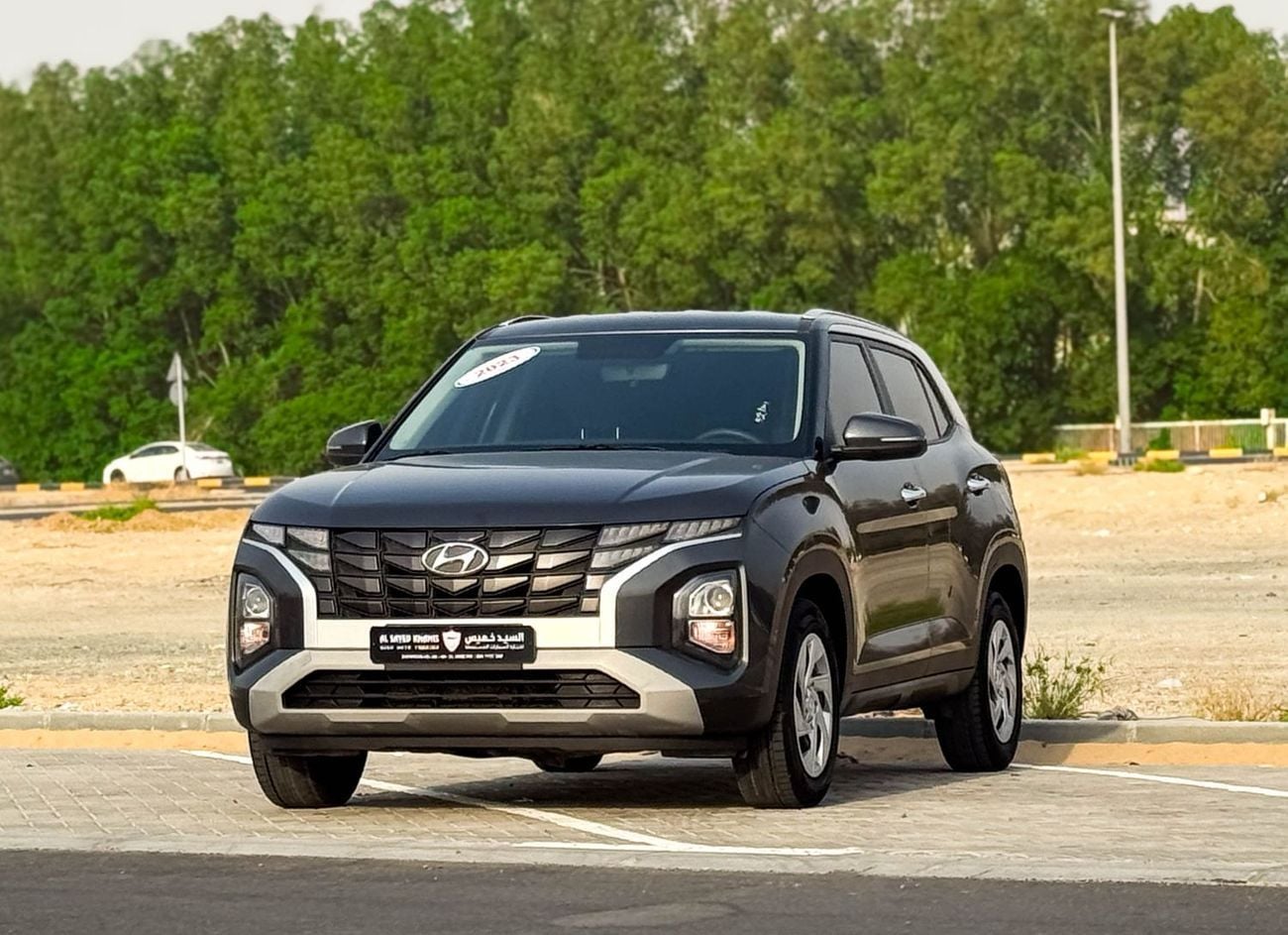 Hyundai Creta Base 1.6L Hyundai Creta 2023  GCC 1.6L , accident-free, in excellent condition 706 P.M