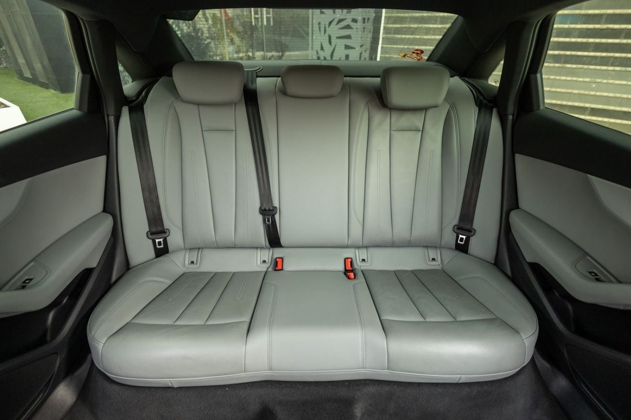 Audi A4 35 TFSI S-LINE Audi A4 35TFSI S-Line 2023 GCC | Agency Warranty | Service Contract for 1,641.00 AED monthly