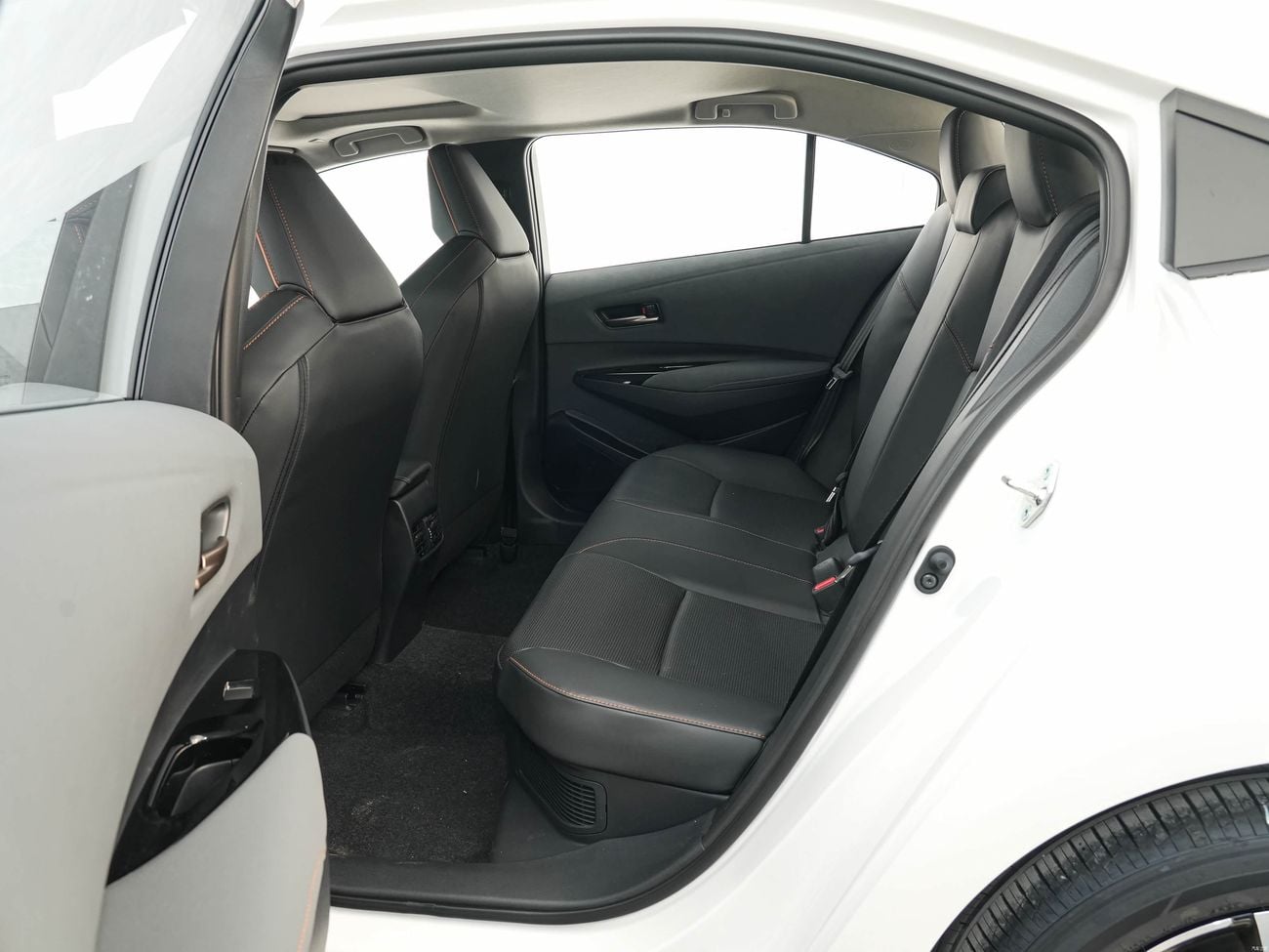 تويوتا كورولا XLI HEV 2026 Toyota Corolla Hybrid Elite