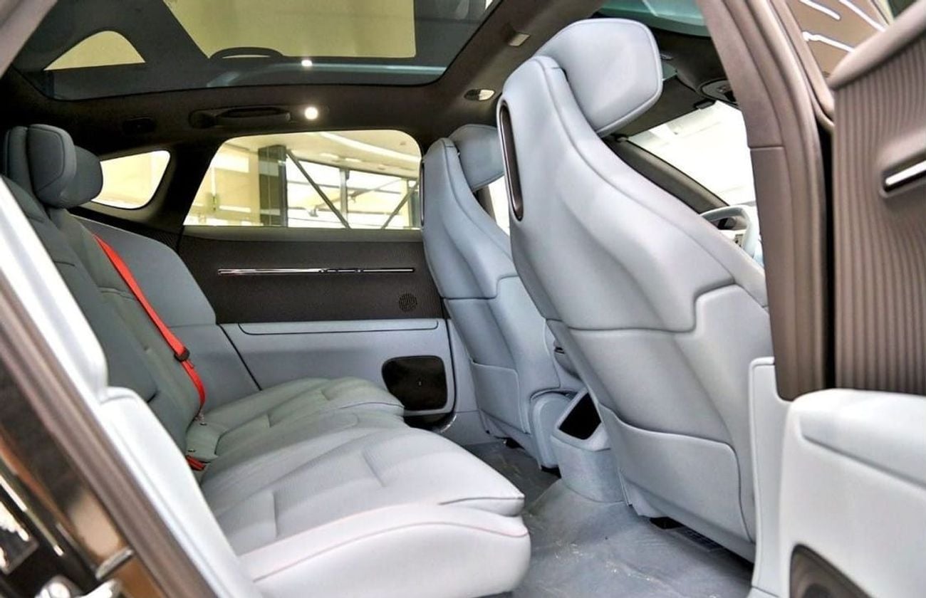 Avatr 12 Preformance with 3 Lidar  Pure Electric Sport Hatchback 2024