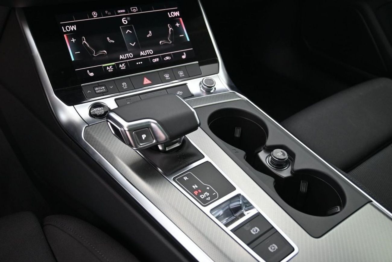 أودي A6 AUDI A6 Avant 2.0L Petrol A/T 45TFSI S-Tronic