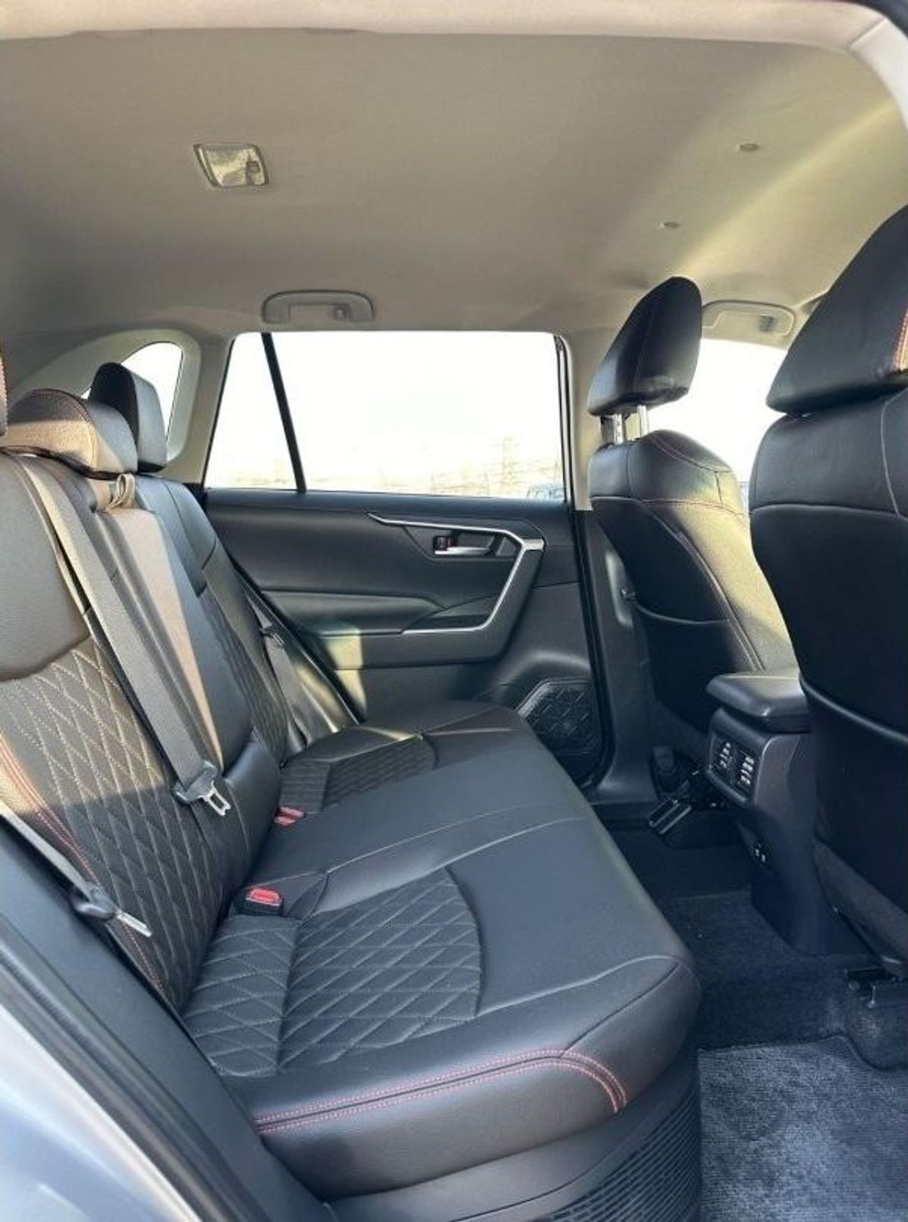 Toyota RAV4 Hybrid TOYOTA RAV4 2020 XLE