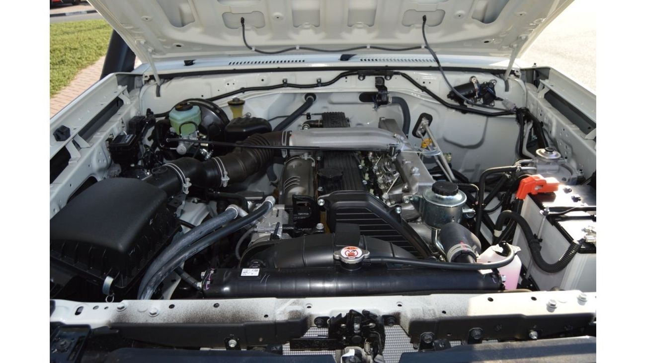 Toyota Land Cruiser 70 3 Doors