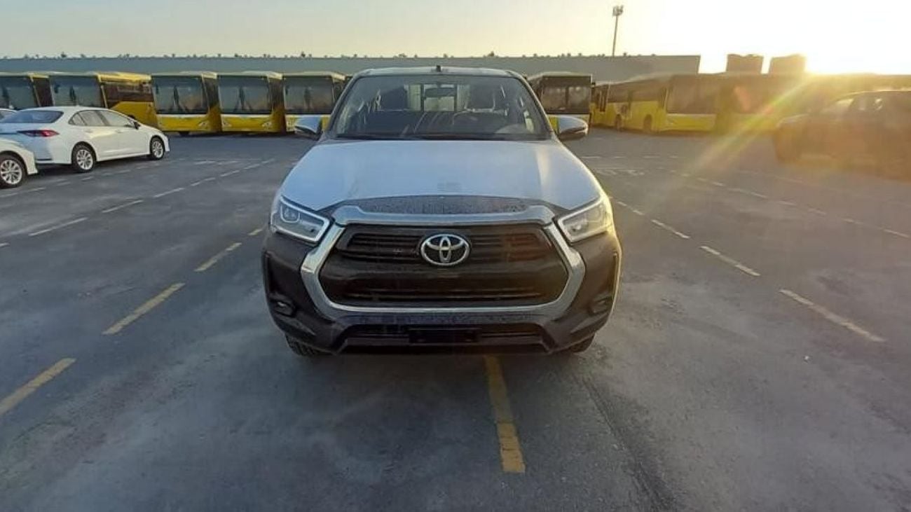 Toyota Hilux New 2023 Toyota Hilux 2.4L SR5 Diesel Full option 4X4 Automatic Zero KM