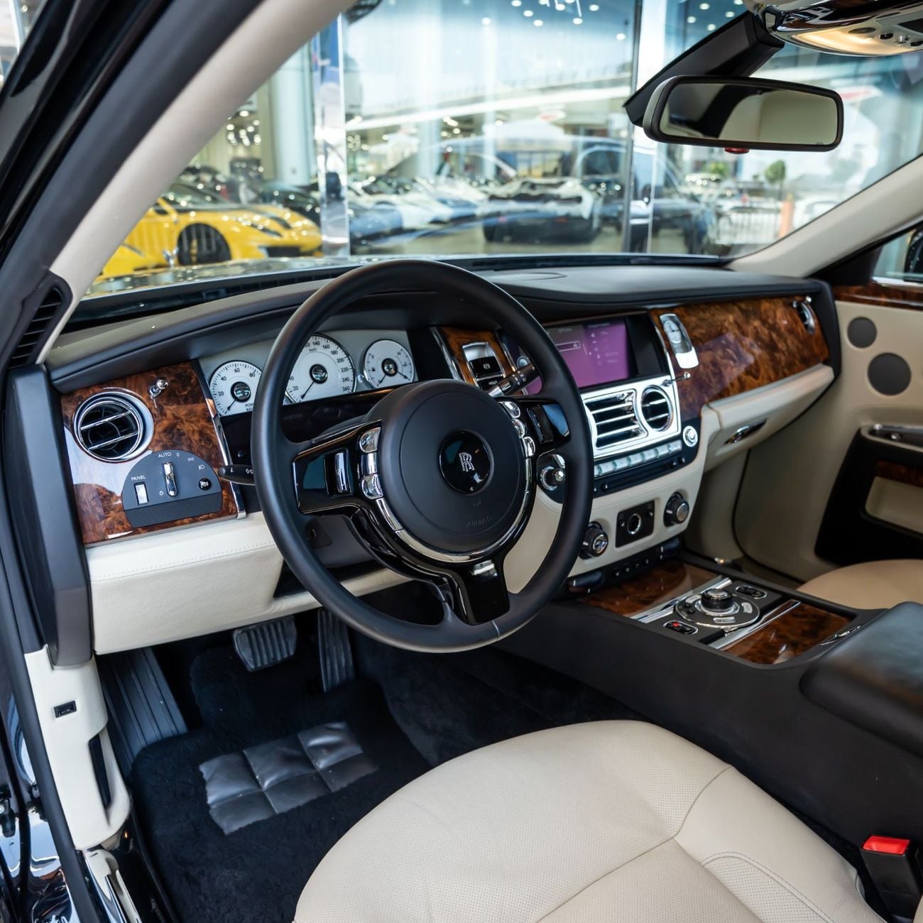 Rolls Royce Ghost 2010 ROLLS ROYCE GHOST  DONE ONLY 10,000KM