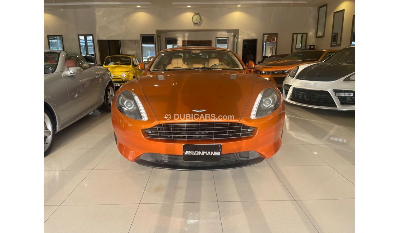 Aston Martin DB9