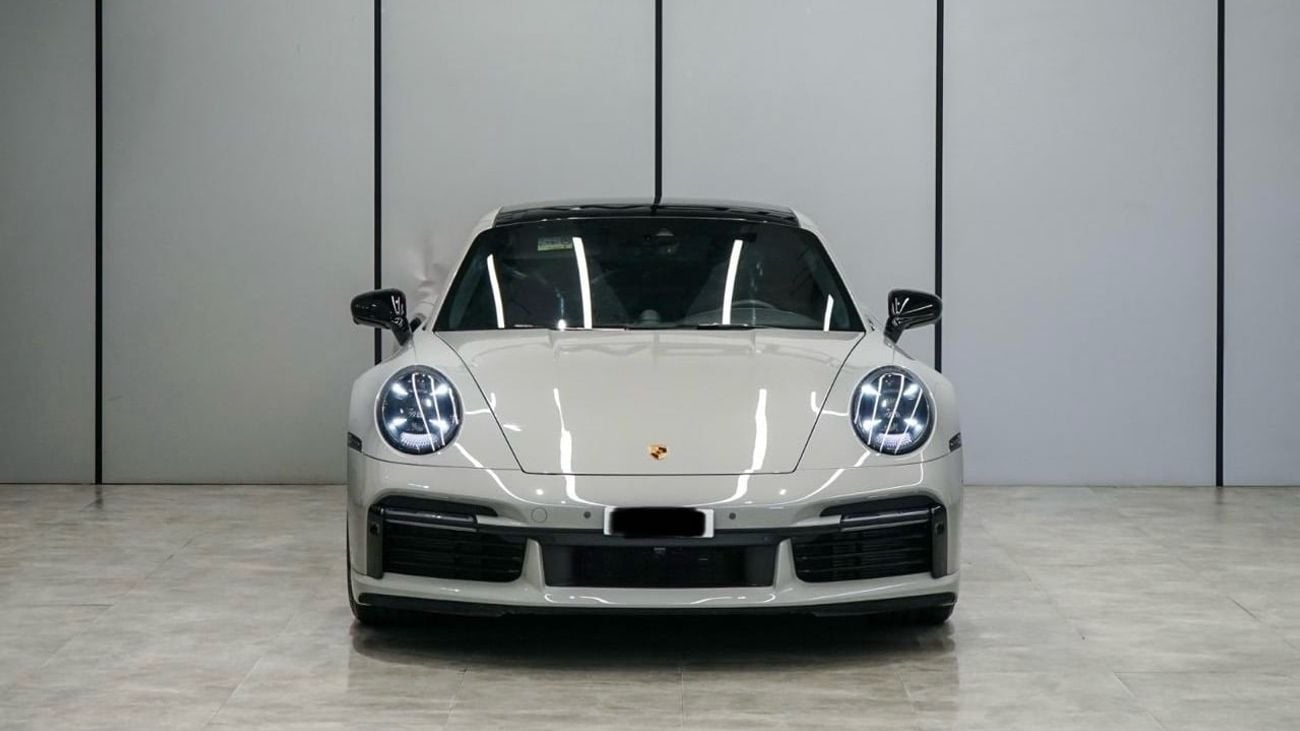 بورش 911 Turbo S 3.8L (640 HP) Coupe