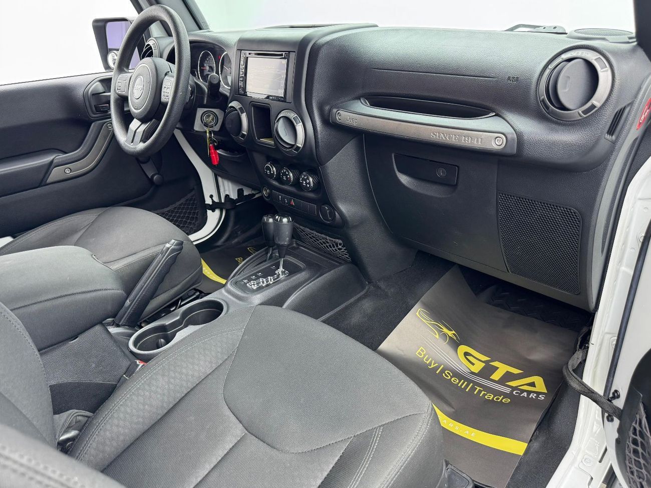 Jeep Wrangler Sport Falcon 3.6L A/T (3 Door) 2016 Jeep Wrangler Falcon Edition, Full Jeep Service History, Excelle